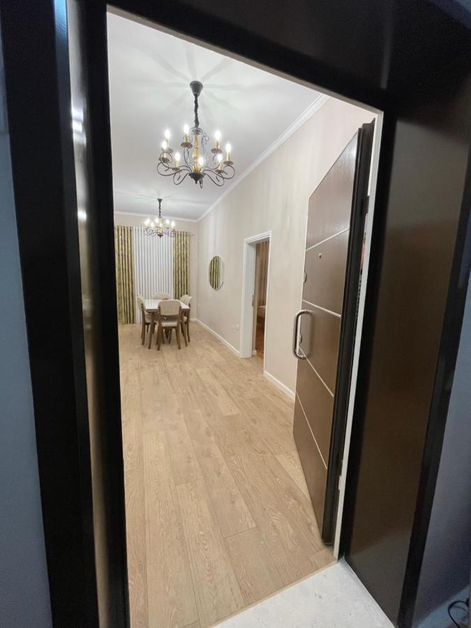 Joni & Joy Center Apartment Берат Екстериор снимка
